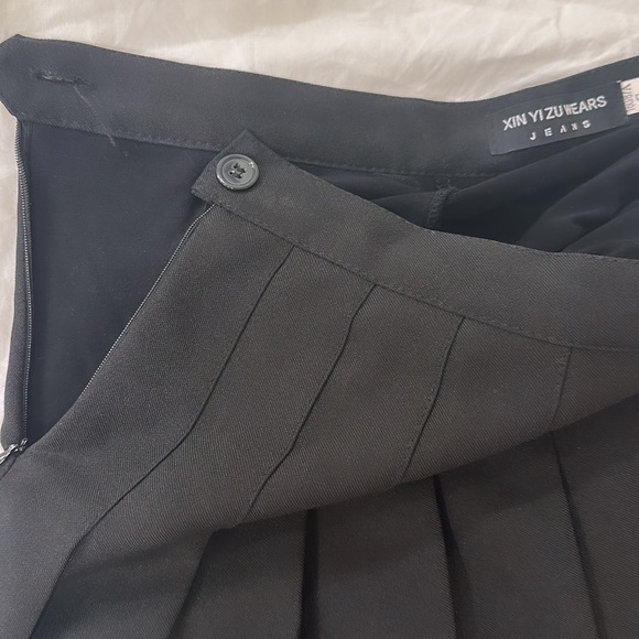 Mini Plaid skirt - Picture 3 of 3